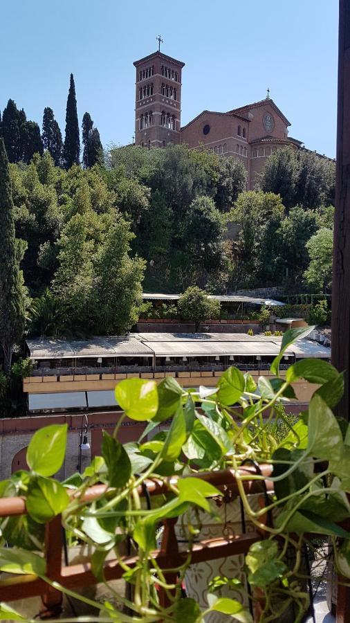 Le Tre Sorelle A Testaccio Rome Exterior photo
